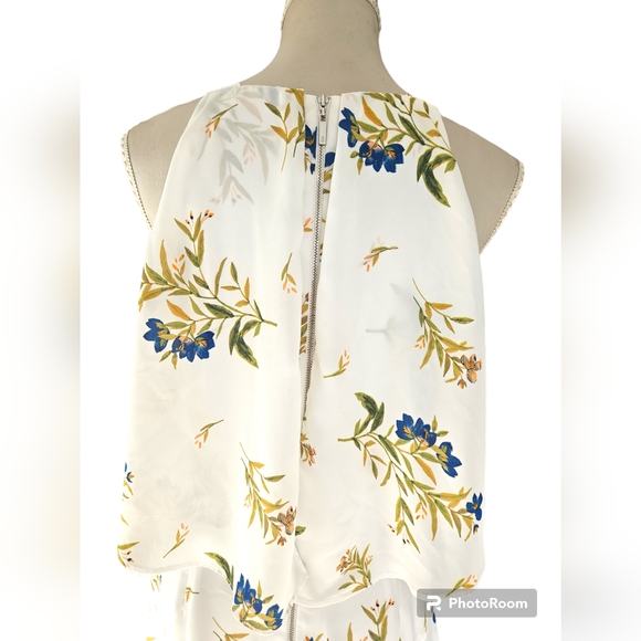 Cue | White Floral Dress | Size 10 - Picture 8 of 8